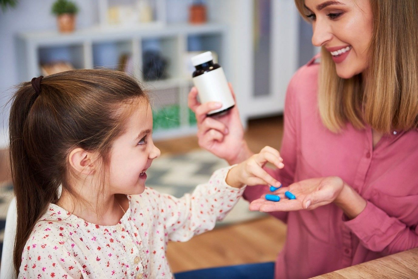 Melatonin for kids (Image by gpointstudio on freepik)
